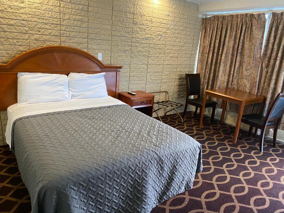 Sonrise Inn Breezewood Exterior foto