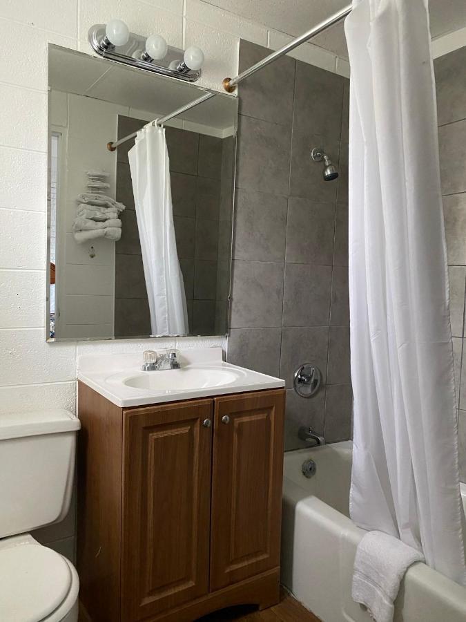 Sonrise Inn Breezewood Exterior foto